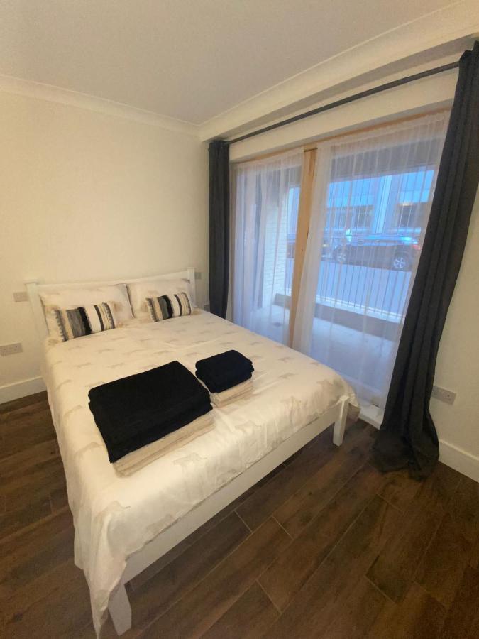 Central London, Jaccuzzi,Newbuild, 2 Bedrooms Two Baths Ngoại thất bức ảnh