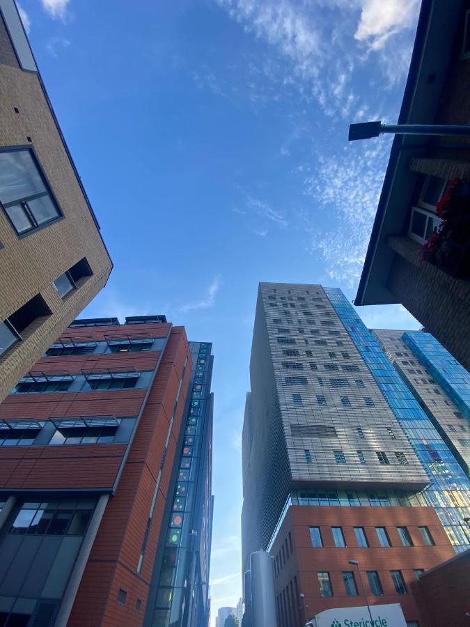 Central London, Jaccuzzi,Newbuild, 2 Bedrooms Two Baths Ngoại thất bức ảnh