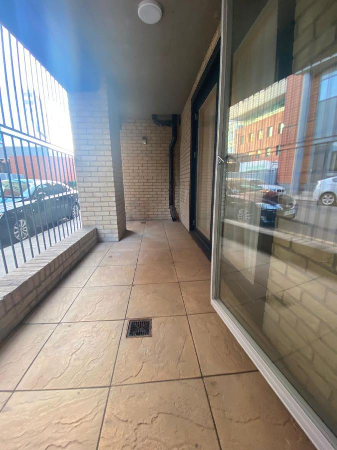 Central London, Jaccuzzi,Newbuild, 2 Bedrooms Two Baths Ngoại thất bức ảnh